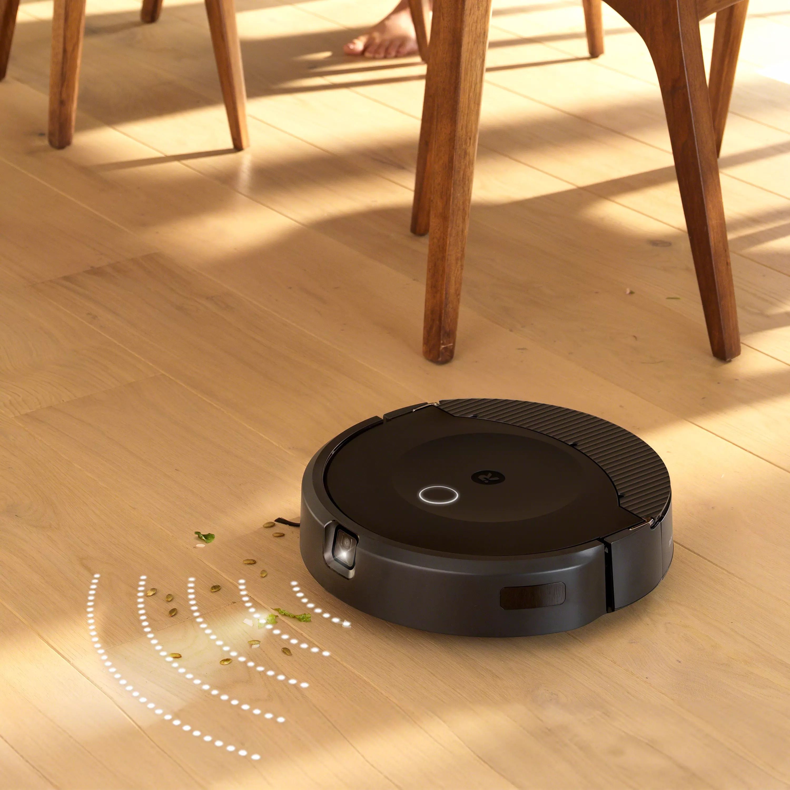 Roomba Combo® 10 Max robot + AutoWash dock